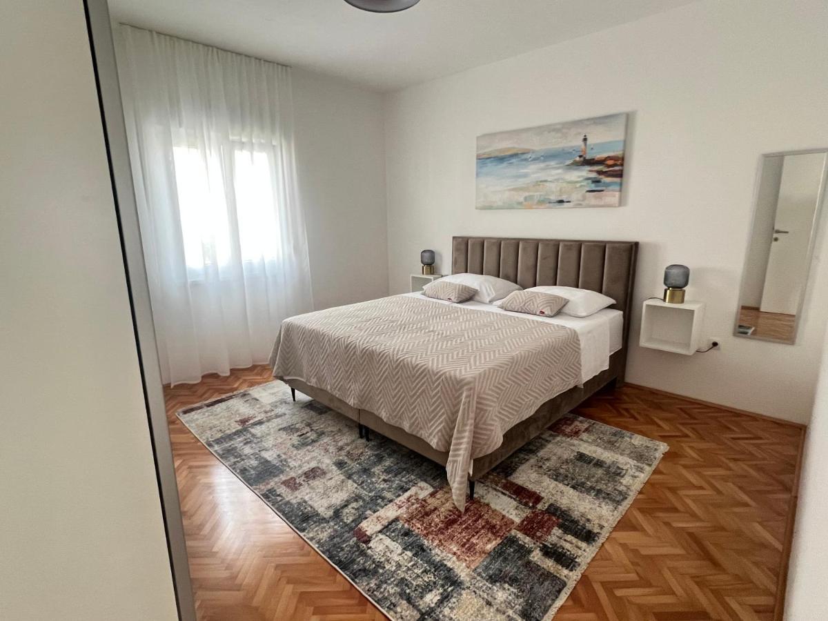 Apartments Javorska คาชเตลา ภายนอก รูปภาพ